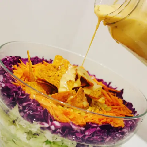 سلطة الناتشوز بصوص الهالبينو يأخذك لعالم اخر #سلطة #سلطاتي #محاشي #اكل #أكلاتي #ورق_عنب_بالحامض_ودبس_الرمان #ورق_عنب_بدبس_الرمان #موسم_الرياض #السعوديه #طبخ #فطاير #معجنات #رجيم #دايت