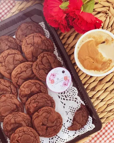 . الآن تتوفر لدينا كميات مختلفة من الكوكيز متوفرة للطلب تم توفيرها بناء على طلبكم♥️✨ . بوكس ٤٠ حبة ميني ١٠٠ ريال بوكس ٣٠ حبة ميني ٧٥ ريال بوكس ٢٠ حبة ميني ٥٠ ريال بوكس ١٠ حبات ميني ٢٥ ريال (يتوفر احيانا حسب حالة الطلبات) لدينا استعداد تام للتجهيز للمناسبات والحفلات . للطلب يرجى التواصل على الرقم سبحان الله الحمدلله لا اله الا الله الله اكبر✨ #كوكيز_بالشوكولاته #كوكيز_بالشوكلاته