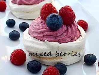 Mixed Berries Pavlova