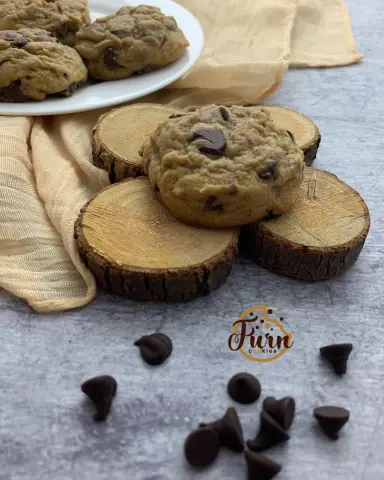كوكيز شوكلت قطع الشوكلاته ذايبة❤️ . . . . . . . . . . . . . . #كوكيز #متجر #سناب#الرياض#مطاعم_الرياض #حلا #قهوه #فرن_الكوكيز#حلويات#حفلات#توزيعات #شوكلاتة#حلا#حلويات#مشاهير #غريبه #شتاء #مطر #furn_cookies#جرعة_سعادة#سعادة#cooking#cookies#KAS#riyadh