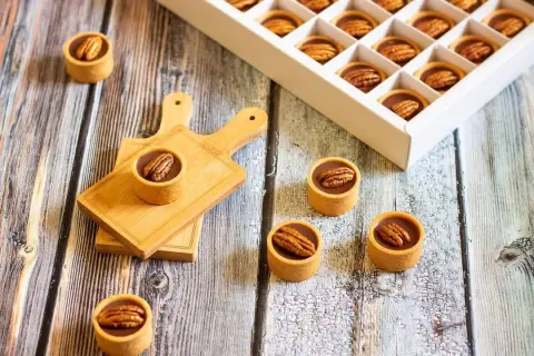 Tart chocolate