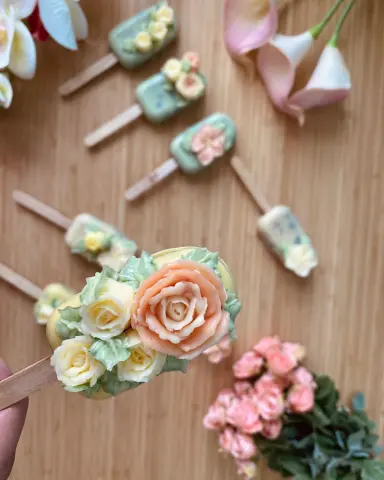 . . . #koreanflowersbuttercream #flowers #feed #foodinstagram #instafood #buttercream #flowersofinstagram #dessertsofinstagram