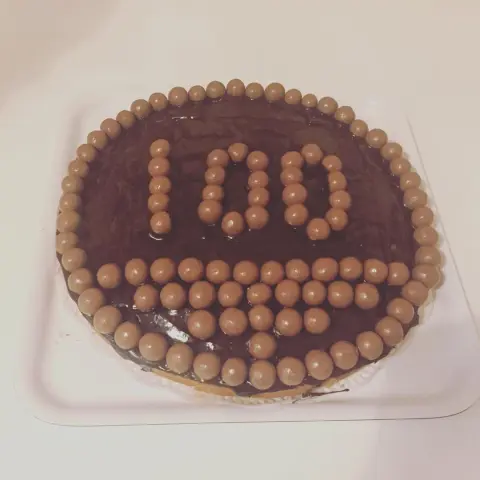 Chocolate cake