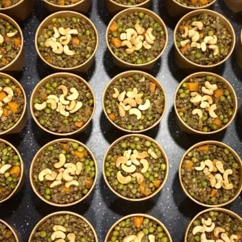 ڤيچان أوزي - ايش كان رأيكم فيها؟ -