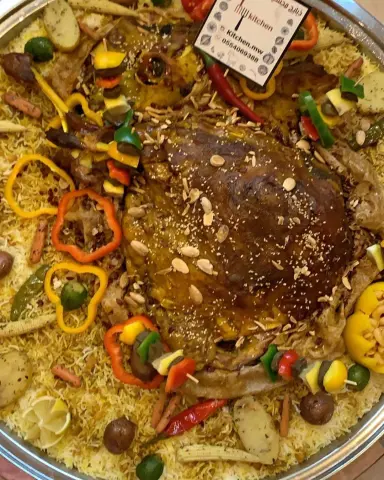 ربع نعيمي محشي ورق عنب