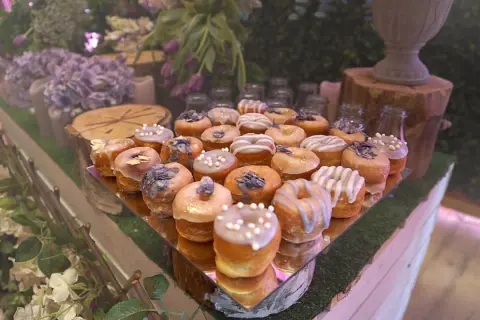And more of the lavender donuts #donutlovers #coffee #coffeelovers #duet #sprinkles #vegandonuts #paleodonuts #applecrumbledonuts #almondmilk #goldenmilk #theyogiandthefoodie #jeddah #ksa #birthdaygirl #birthday #birthdayparty #birthdaypresent