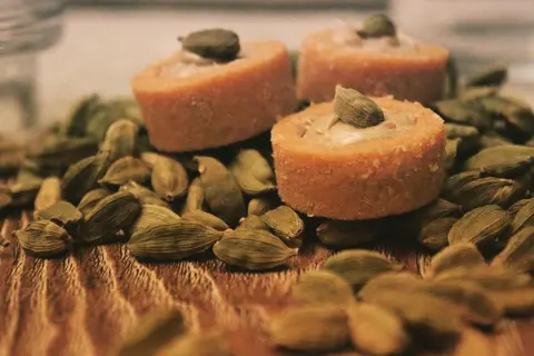توفي#بايتس#Toffee#توفي#احلامكس#بالهيل#حلاناليست معمولولاتارت#حلانا#صنع بكل#حب#بعجينة#التوفي#الذهبية#نحن#الوحيدون#المتميزون#بهذا#النوع#من الحلا#بحشوات#واشكال#مختلفه#