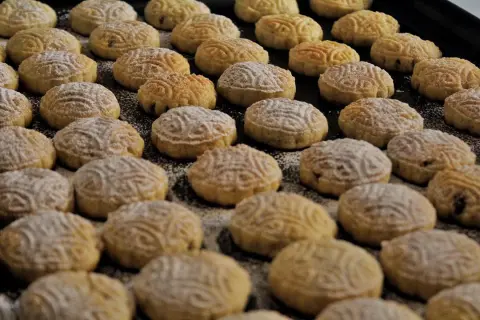 ✨معمول السميد بالتمر يُرضي ذَائقتُكم