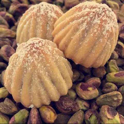 معمول فستق فاخر