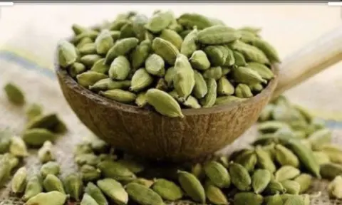⚜️أقط مقاس ميني من أجود أنواع الأقط الذيذ والمفيد مع قدوع القهوة ممكن يضاف مع التمر المعجون لعمل اشعثى الذيذة⚜️☕️