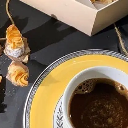 انا ما راح احرق عليكم لذة " أصابع الشوكلت المحشيه بعدت نكهات مميزة " جربوها بنفسكم وأحكموا ..