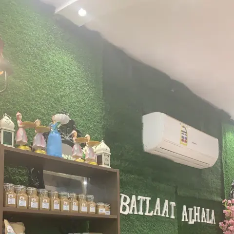 اول نقطة بيع لِـ أهل مكة في ((( بتلات الحلا ))) ، و يوجد توصيل مع مندوب في مكة و جدة و الطايف و الرياض . . . . . . #بتلات_الحلا #مكة #جدة #الطايف #الرياض #توصيل #مندوب #زبدة_فول_سوداني #صحي #طبيعي #لذيذ #عضوي