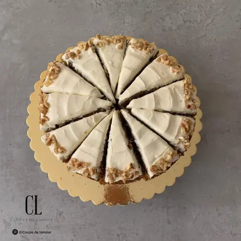 عشاق كيكة الجزر راح تعشقونها من جديد من عندنا✨ #coupe_de_lamour #coupedelamour bakery #كوبي_دي_لامور