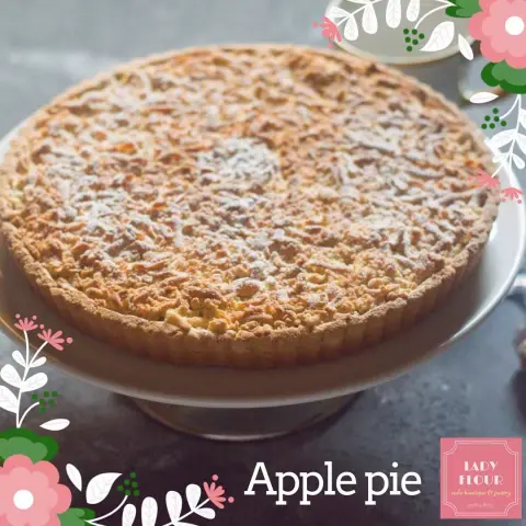 Our famous APPLE PIE, try it with scoop of vanilla ice cream 130 SR - فطيرة التفاح مع نكهة القرفة، جربيها مع ايس كريم الفانيلا ١٣٠ ريال #applepie جوابك كان الصح! اتواصلي معانا بالخاص بخصوص الهدية