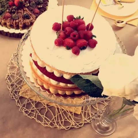 تصوير زبونه ❤️❤️ #كيك_فانيلا #ريدفيلفيت