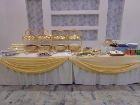 بوفيه ٢٠ شخص