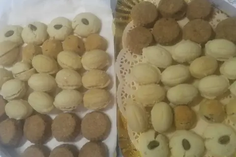 صحن مشكل معمول فستق جوزيو غريبةمعمول تمر
