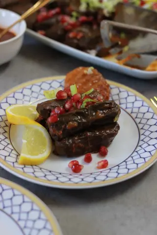 ورق عنب حامض/حلو/حار