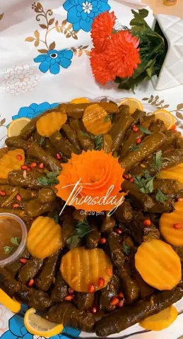 ورق عنب حجم كبير