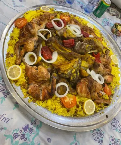 مندي اللحم تيس أو خروف لباني ربع نص كامل على الطريقة الحضرمية الأصلية السعر مرتبط بسعر الذبايح