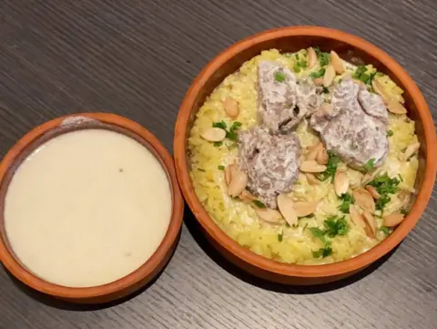 مرحبا بك ست الشام
