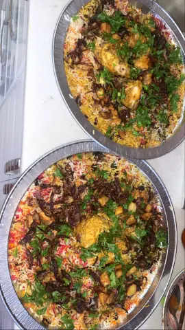برياني صحن دائري حجم كبير دجاجه