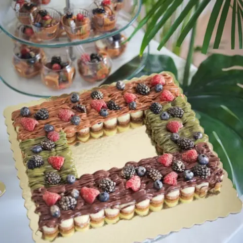 تشيز كيك مربع